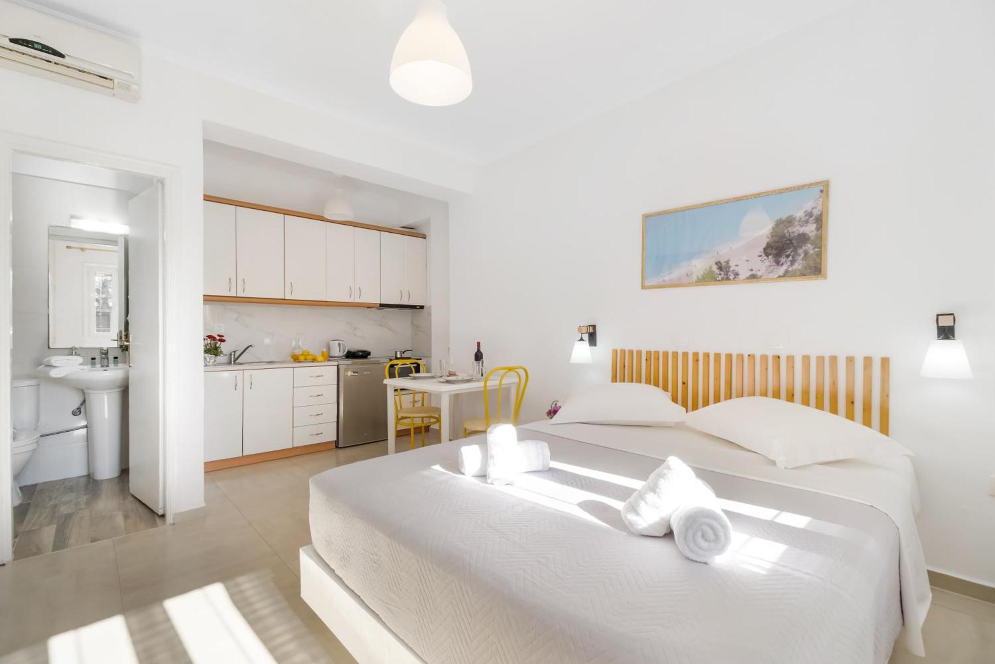 Dionysia Rooms Лефкада Экстерьер фото
