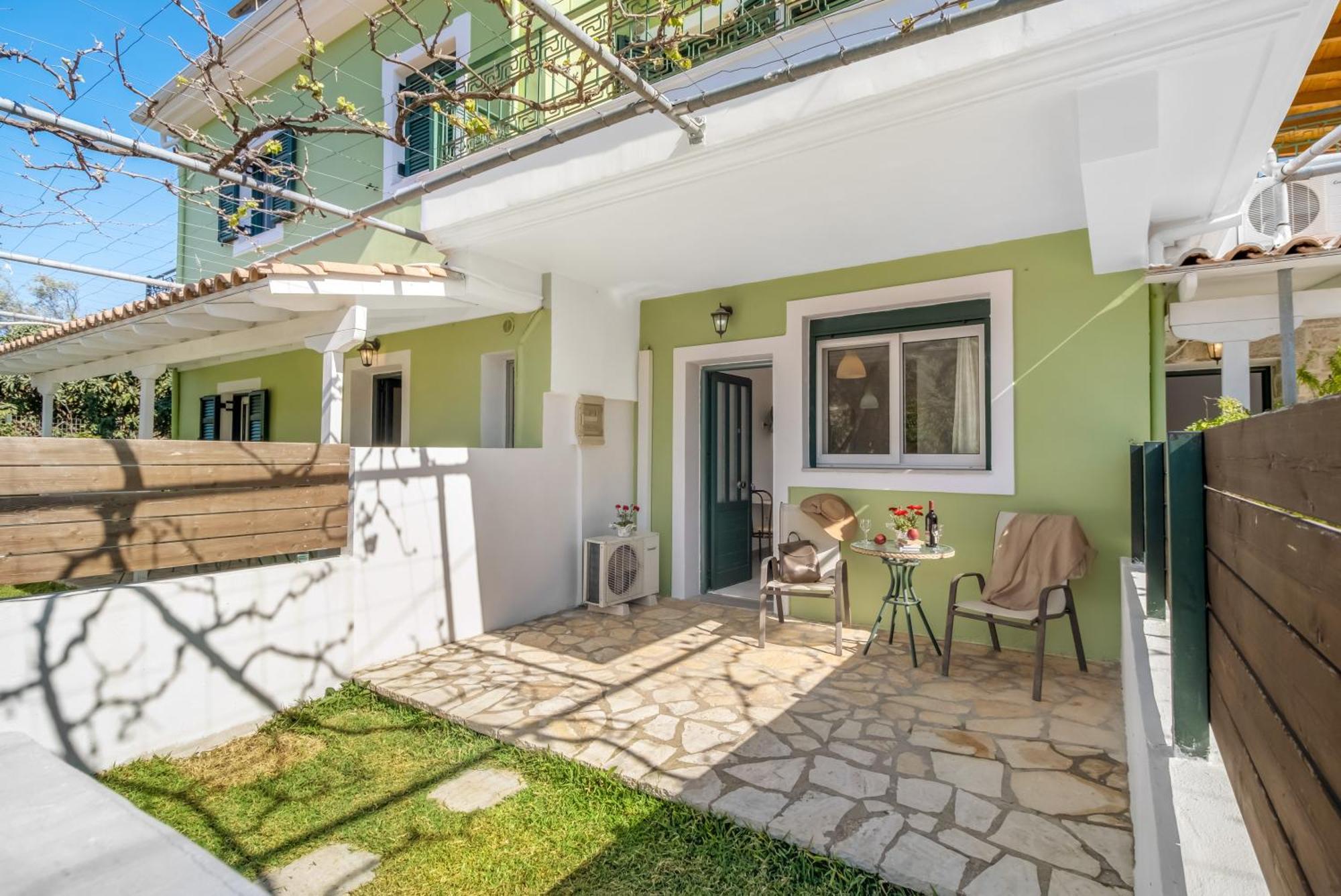 Dionysia Rooms Лефкада Экстерьер фото